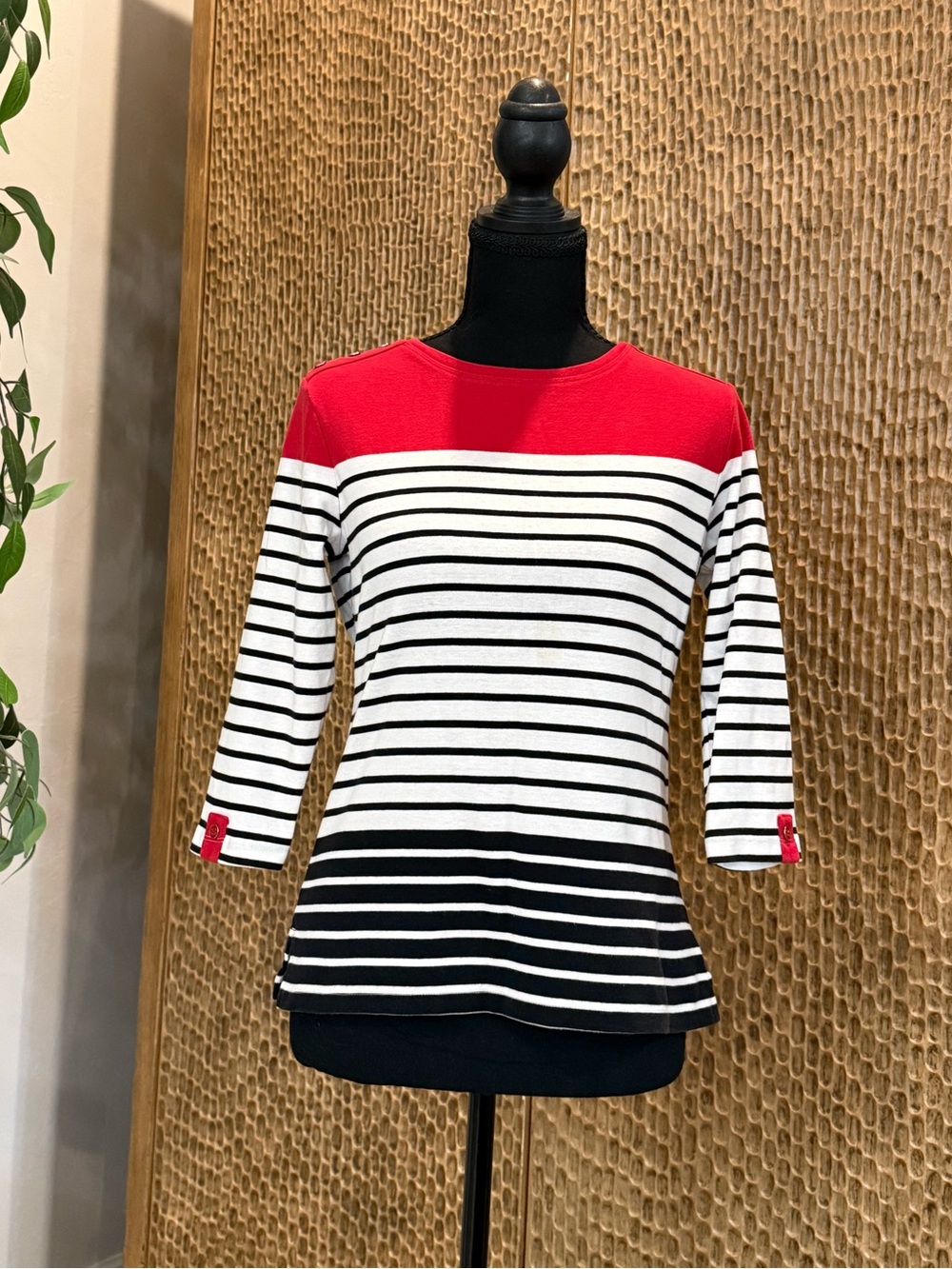 NWOT Karen Scott Red Crewneck Tee Petite Medium